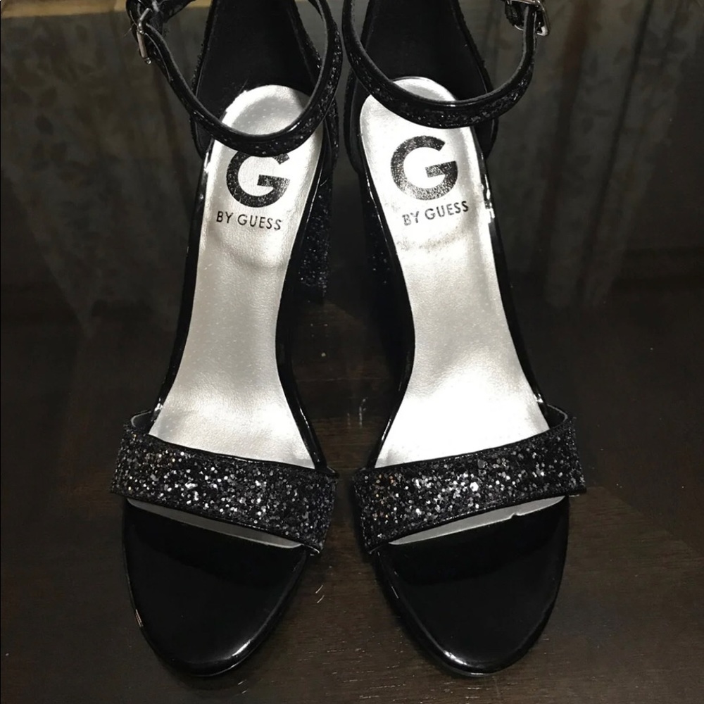 Beautiful Black Pumps